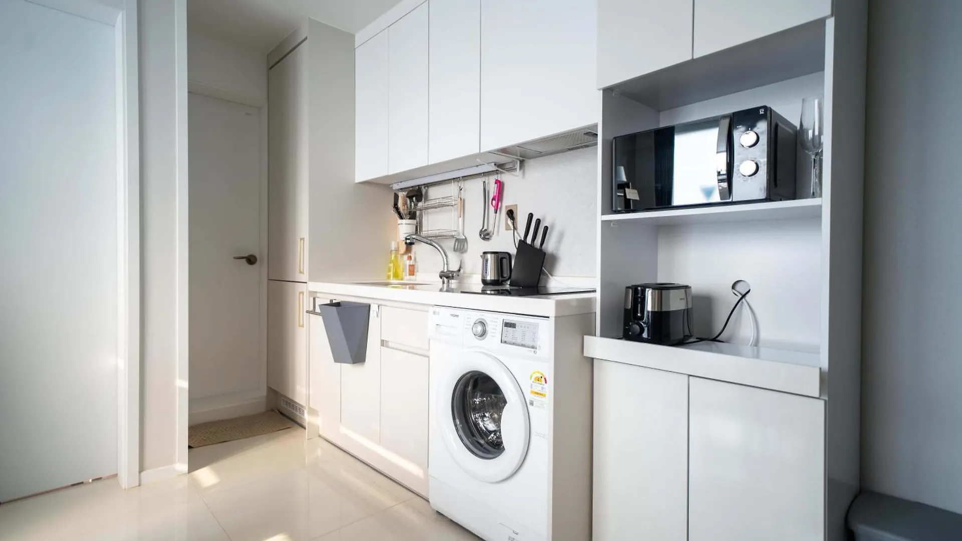 Stunning Luxury Apartment Сеул